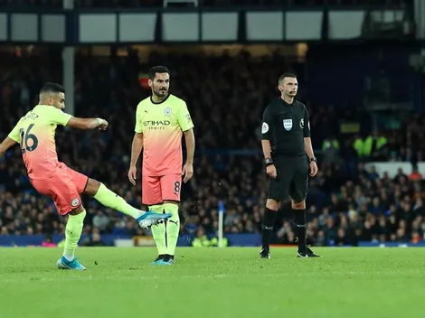 Manchester City gana y sigue tras los pasos del Liverpool