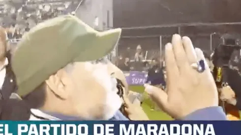 Diego Maradona termina pidiendo disculpas a hinchas de Gimnasia tras derrota ante River Plate