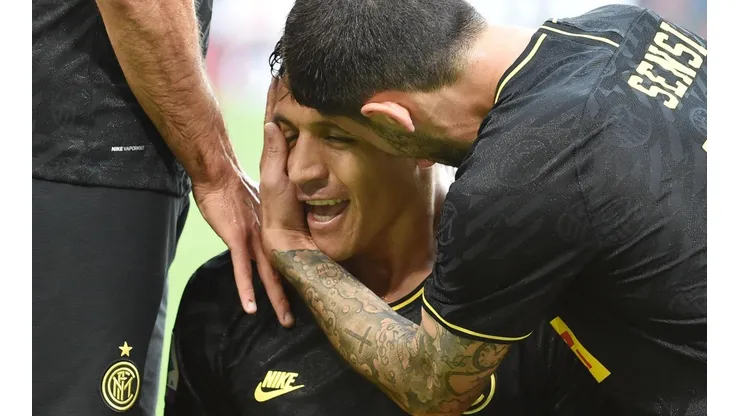 Alexis festeja ante la Sampdoria.