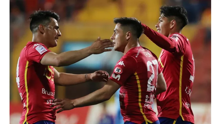 Unión Española consiguió una sólida victoria.