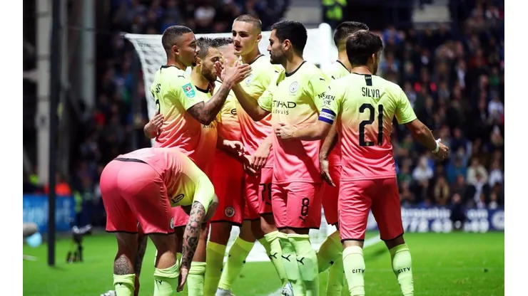 Manchester City enfrenta a Everton en una nueva fecha de la Premier League.
