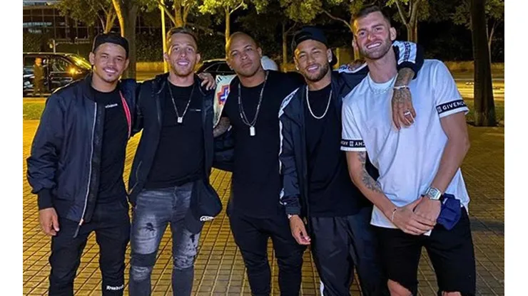 El viernes chico de Arthur y Neymar.