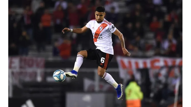 Paulo Díaz en duda.