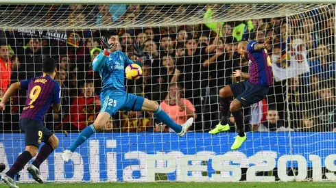 Vidal marcó en uno de los recientes partidos entre blaugranas y merengues.