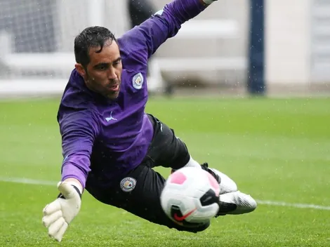 Prensa inglesa: "Los hinchas del City aprendieron a confiar en Bravo"