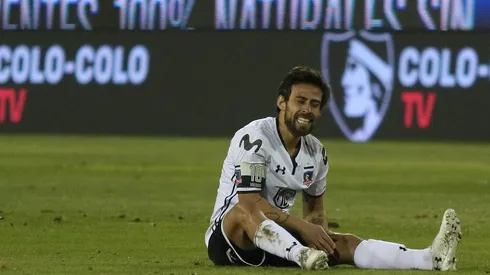 Hasta un mes puede estar de baja el Mago Valdivia.