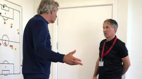 Ex DT de Independiente visita a Manuel Pellegrini en West Ham