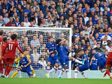 Liverpool sigue firme en la cima de la Premier tras vencer al Chelsea