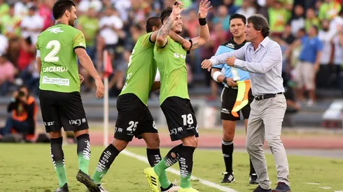 Sagal celebra su golazo.