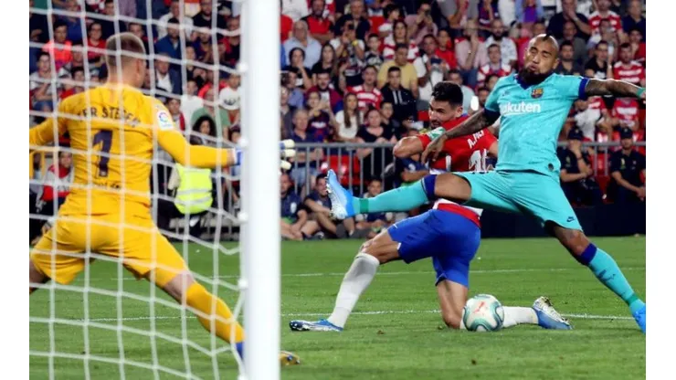 Barcelona: Sí a Arturo Vidal, no a Iván Rakitic