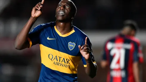 Boca se quedó con el clásico ante San Lorenzo.