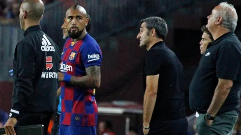 En España culpan al DT del Barcelona por nivel de Arturo Vidal: "El Valverde de este año ha abandonado la jerarquía"