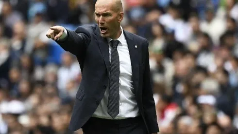 Se le mueve el piso a Zinedine Zidane: "No me molesta que suene Mourinho"
