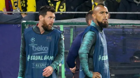 Vidal y Messi estuvieron en el banquillo ante Borussia Dortmund.