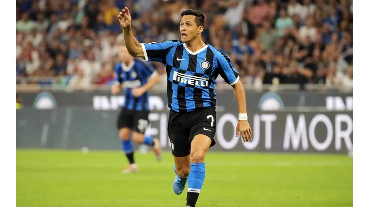 Alexis Sánchez puede ser alternativa en el clásico de la ciudad de Milán.