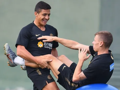 Conte excluye a Alexis de los titulares para el clásico ante AC Milan