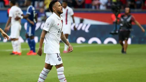 Neymar se la lleva mal con su afición.