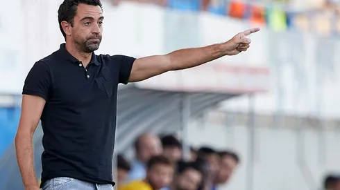 Xavi Hernández empieza bien su recorrido como DT.