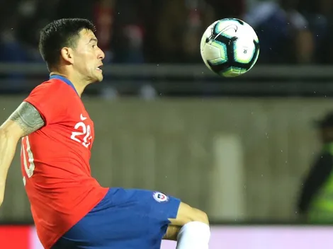 Charles: "Es difícil mirar a Claudio Bravo como antes"