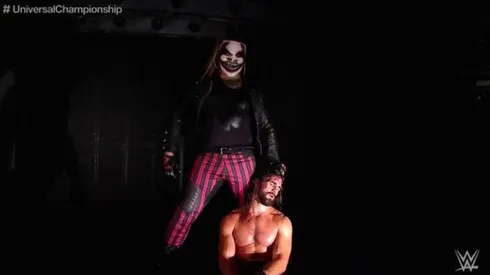 Rollins retiene el título Universal ante Strowman y es atacado por Bray Wyatt