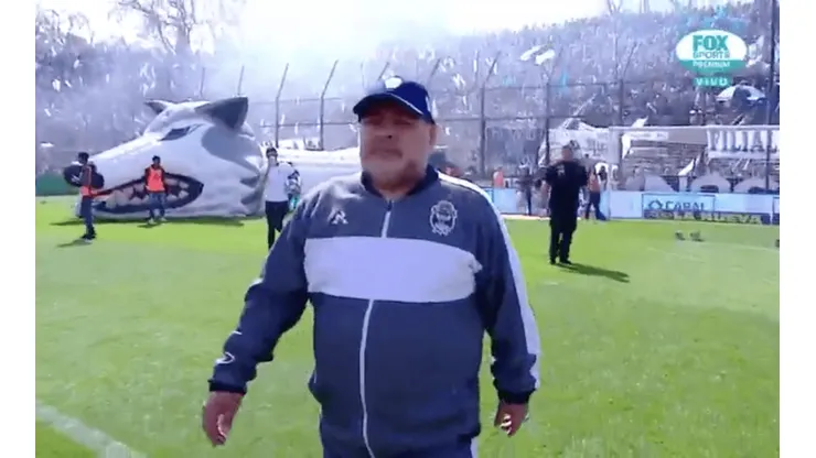 Espectacular recibimiento para el Diego