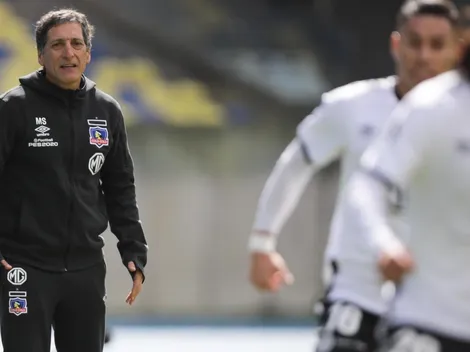 "Salas ya se va": hinchas de Colo Colo pide la salida del DT