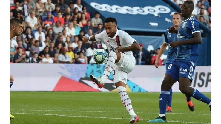 Neymar se mandó un golazo con el PSG.