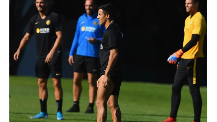 La prensa italiana adelanta que Alexis debutará con el Inter de Milán este sábado ante Udinese.