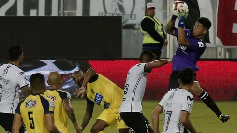 Colo Colo y Universidad de Concepción se enfrentan en el Estadio Ester Roa.