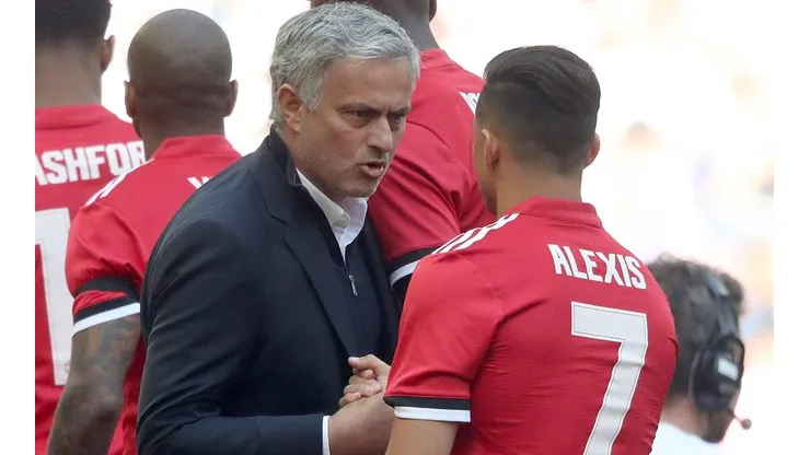 Ni Mou, ni Alexis tuvieron el rendimiento esperado en Manchester United