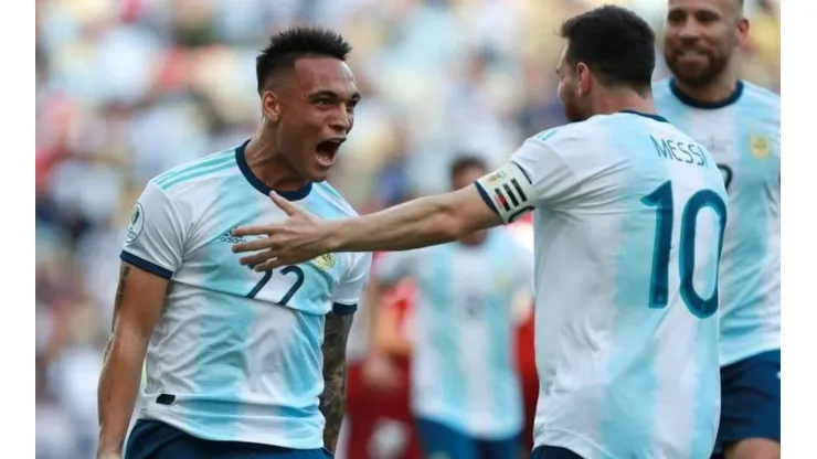 Representante de Lautaro Martínez lo ve en Barcelona junto a Lionel Messi