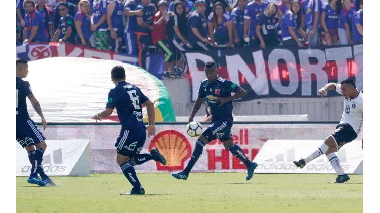 ¿Para el 216? Esteban Paredes repite el mismo gol contra la U en 2018 durante la práctica de Colo Colo