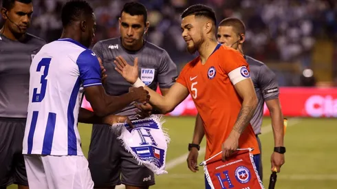 Rueda decidió que el capitán fuera Paulo Díaz en desmedro de Claudio Bravo.