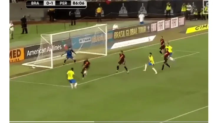 El brasileño tuvo su primer partido con Brasil.
