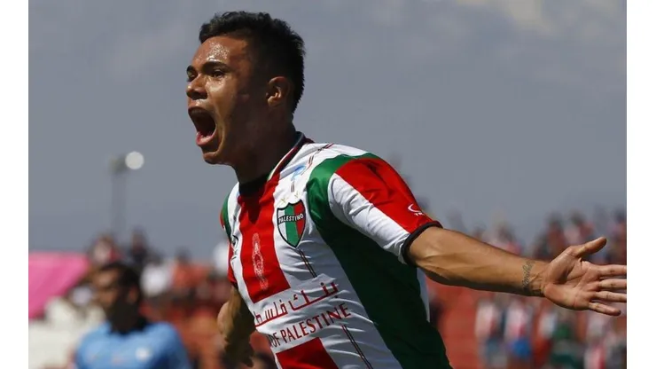 Palestino saca pecho por Paulo Díaz