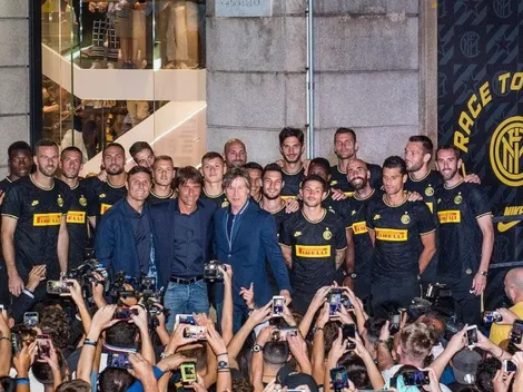 Inter de Milán presenta su tercera camiseta: ovación para Alexis