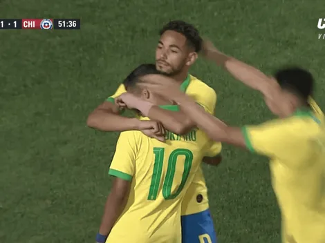 Gabriel Suazo la pierde en la salida y Cunha pone el segundo para Brasil