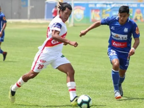 ¡Para no creer! Futbolista expulsado sigue jugando y nadie se da cuenta