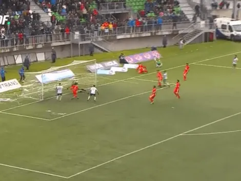 ¿La atajada del año? Tapadón de Halcón González para Cobreloa en el sur