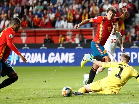 España golea y mantiene su invicto en la clasificatoria a la Eurocopa