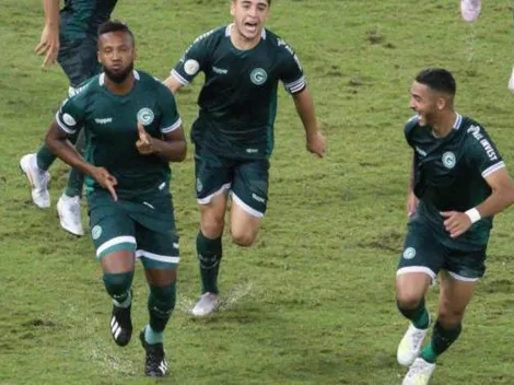 Rafael Vaz anota un recontra golazo ante el Palmeiras