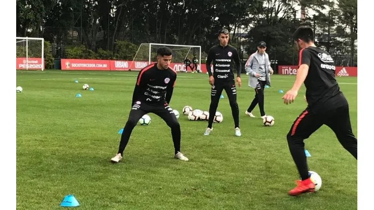 La Roja se prepara para chocar contra Brasil.