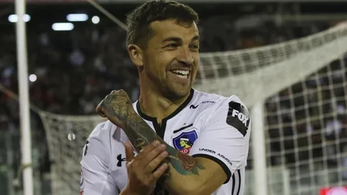 Costa es titular en Perú