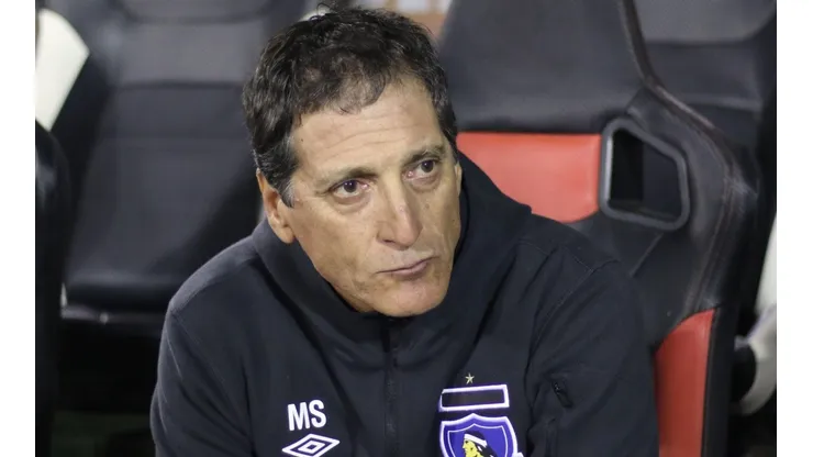Mario Salas en el partido ante Cobresal.