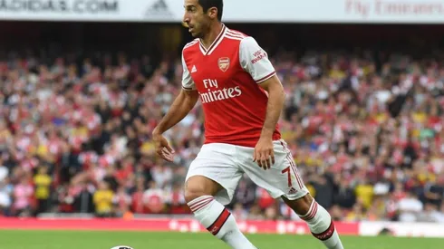 Sigue los pasos de Alexis: Henrikh Mkhitaryan se va de la Premier League para fichar por la Roma (Foto: Getty Images)