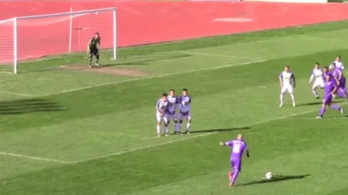 No pierde el talento: Chupete Suazo anota el primer gol en su regreso al fútbol (Foto: Transmisión SAUTV)