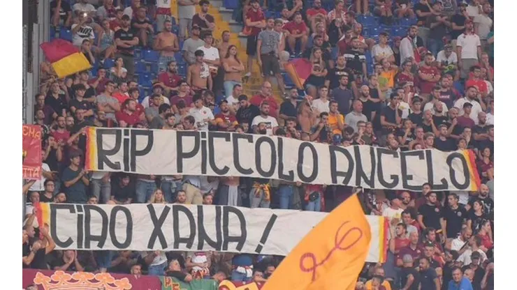 ¡Emocionante! Hinchada de la Roma recuerda a la hija de Luis Enrique