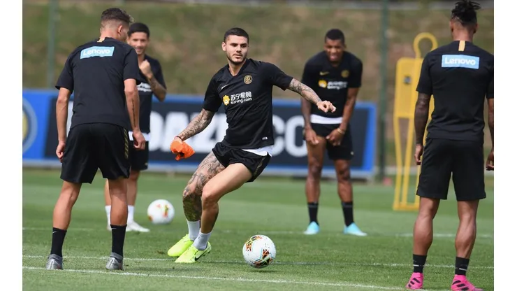 Icardi entrena con el Inter pero sin los trabajos tácticos.
