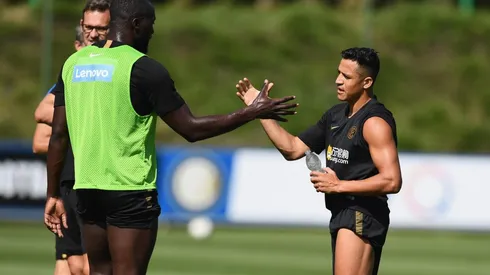 Lukaku se reencontró con su amigo Alexis.