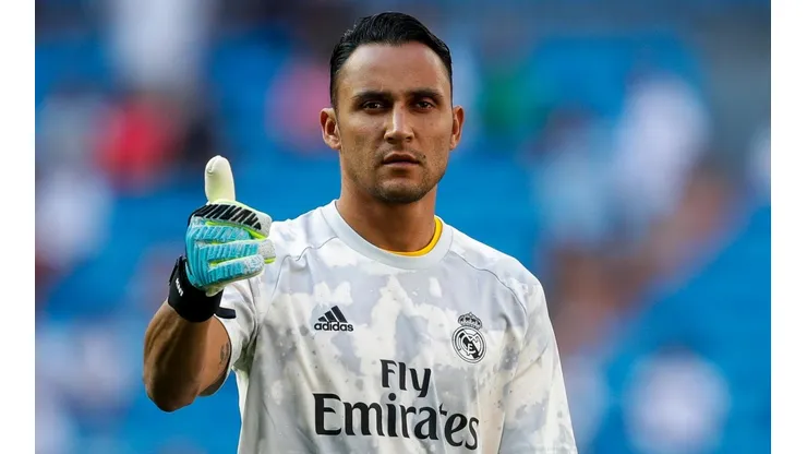 Navas luce como el futuro titular del PSG.